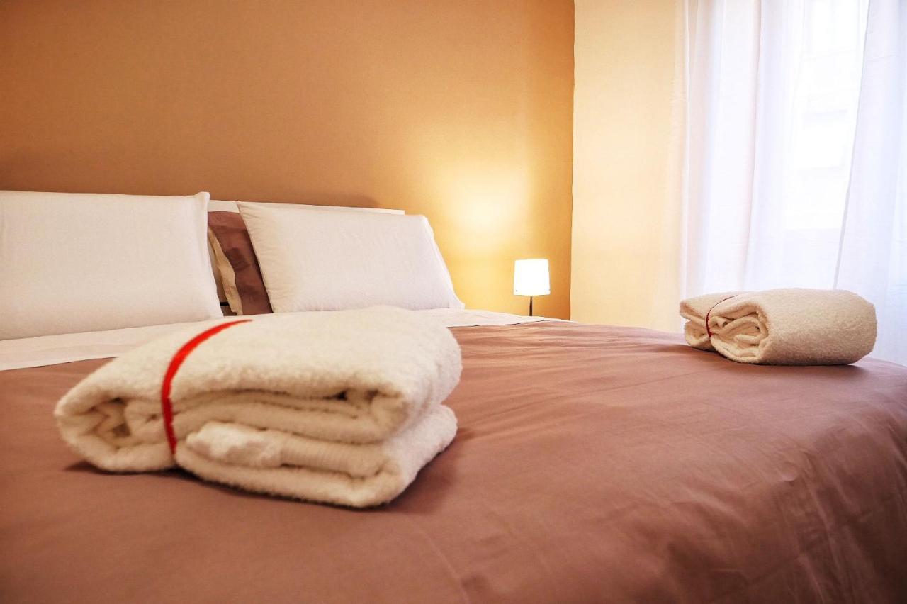 Aura Apartment Roma Esterno foto